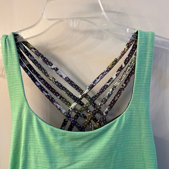 Tank top - Picture 2 of 4